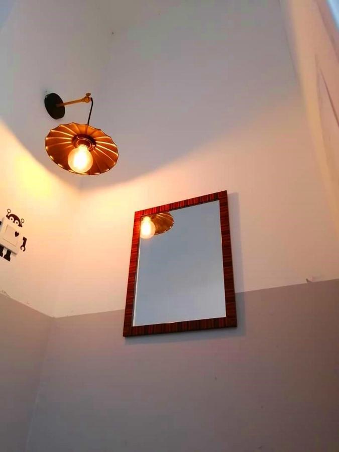 Sungai Ujong Home Stay George Town Exterior foto